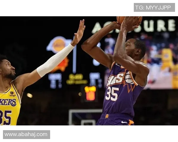 湖人与勇士明星赛巅峰对决球星云集点燃激情赛场