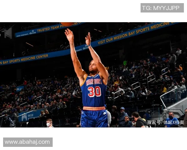 77篮球明星的传奇故事与他们在赛场上的辉煌成就全解析